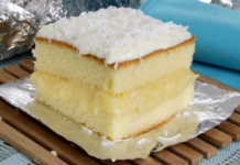 Bolo de Coco Gelado